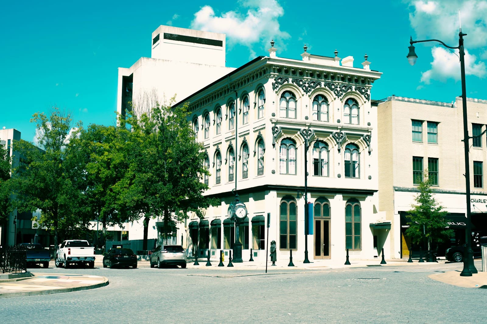 Montgomery, Alabama cityscape and street view